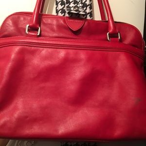 Large leather Marc Jacobs bag. Good condition.